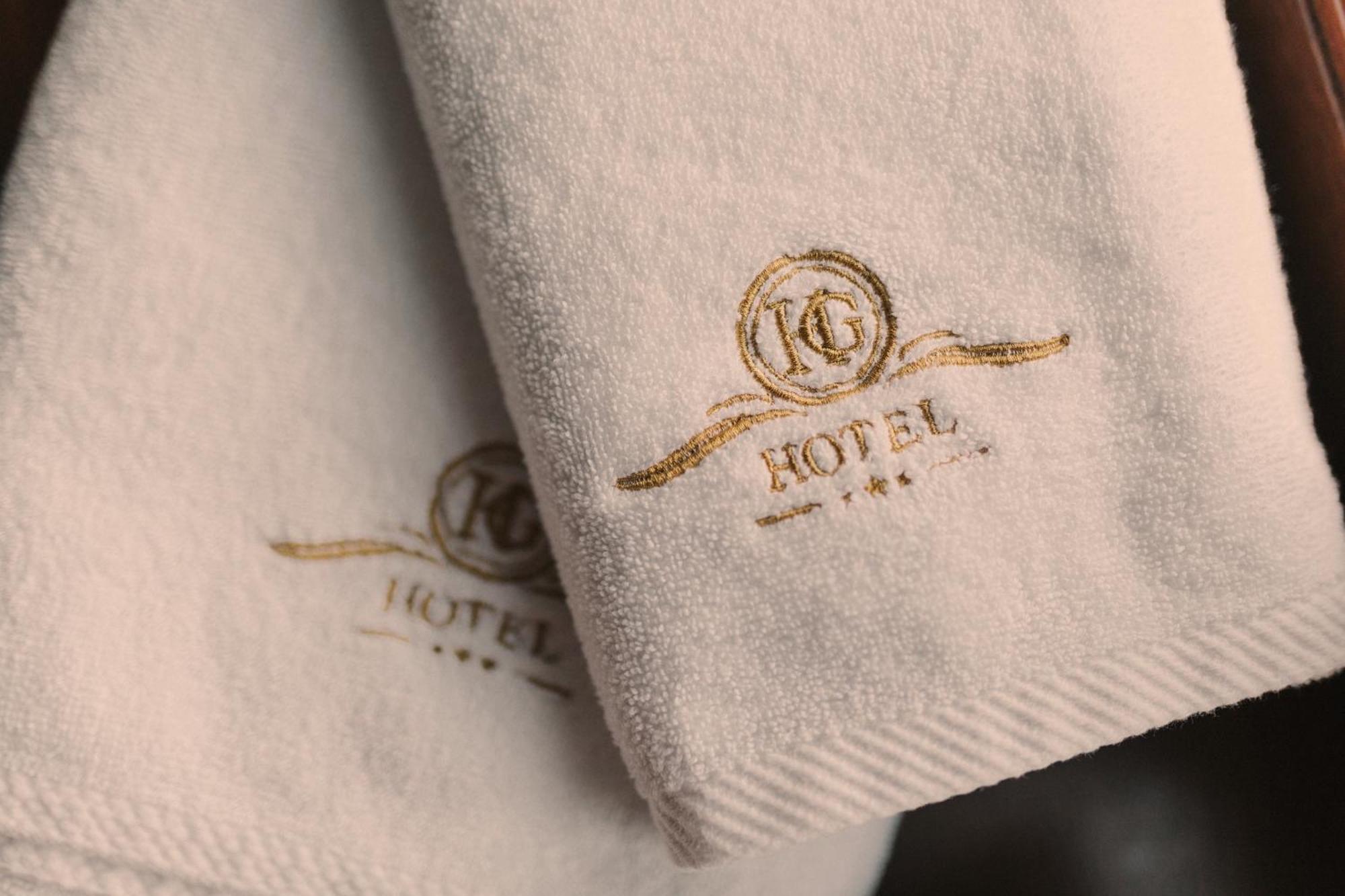 Hg Hotel Toszek Exterior photo